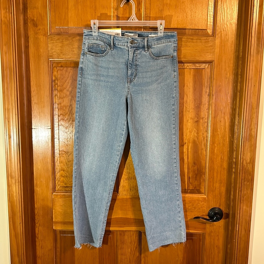 Social Standard by Sanctuary Women’s High Rise Jeans Size 8-NWTS